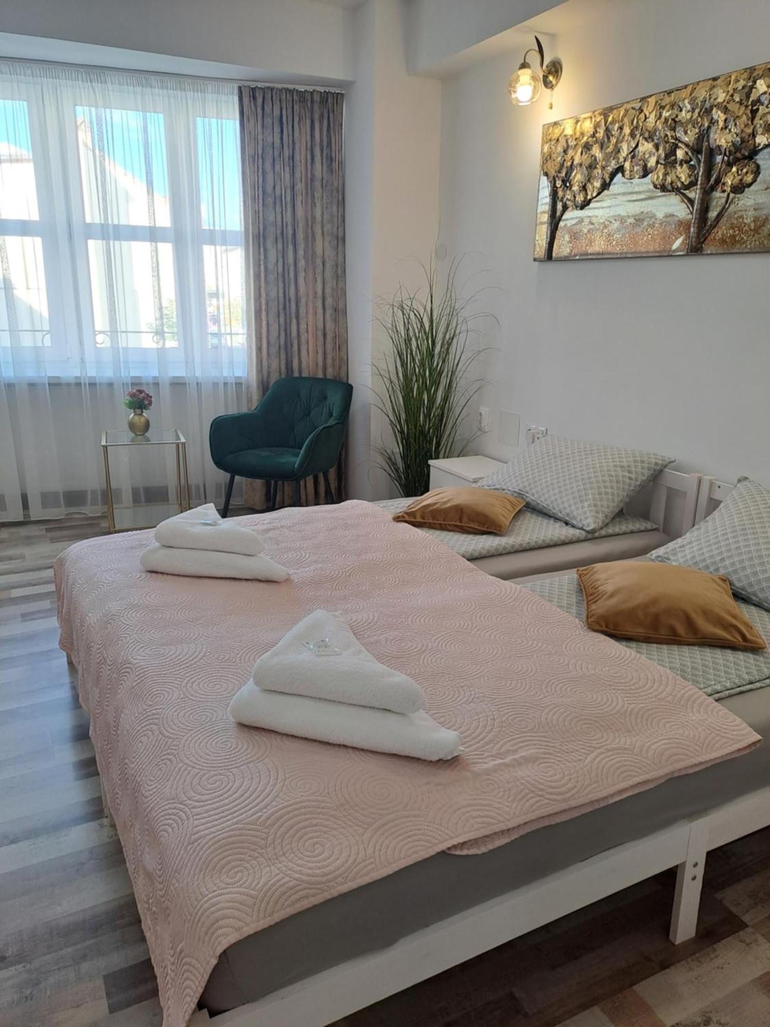 7 Level Central Apartments Miercurea Ciuc Eksteriør bilde